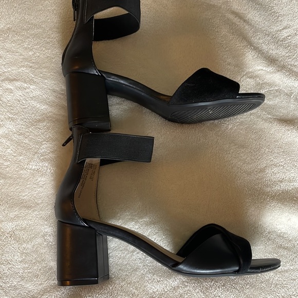 Black Heeled Sandals - Picture 2 of 4